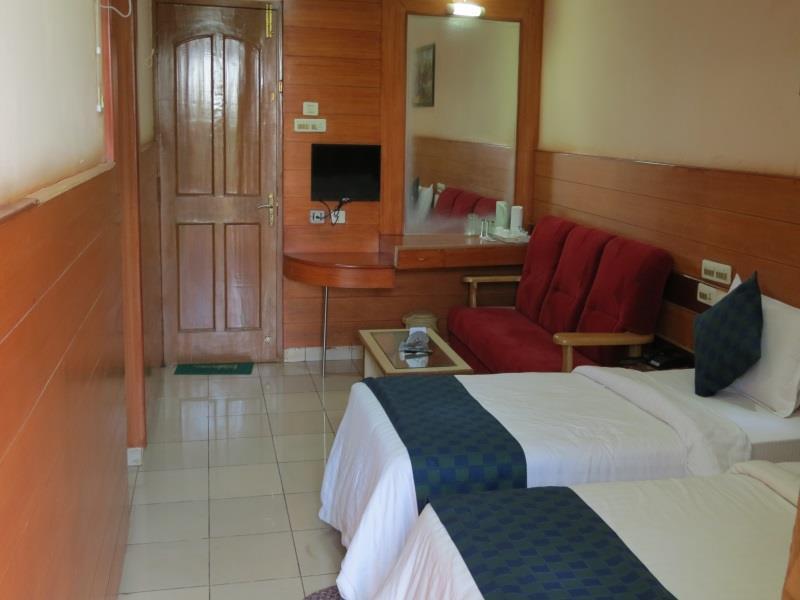 Hotel Rajsangam International Badami Esterno foto
