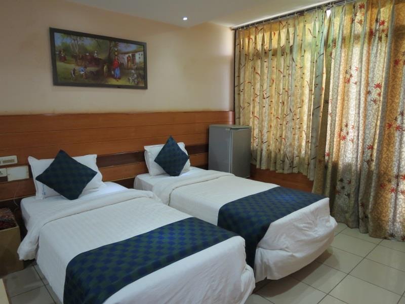 Hotel Rajsangam International Badami Esterno foto